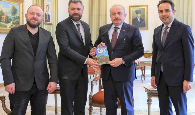 TBMM Başkanı Mustafa Şentop'a "Kütahya 1413: Hekim Sinan'ın Tedavisi" eseri
