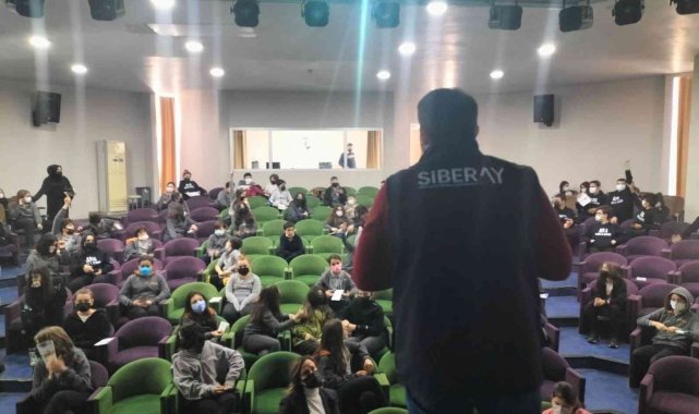 Tekirdağ&#039;da öğrencilere siber eğitimi