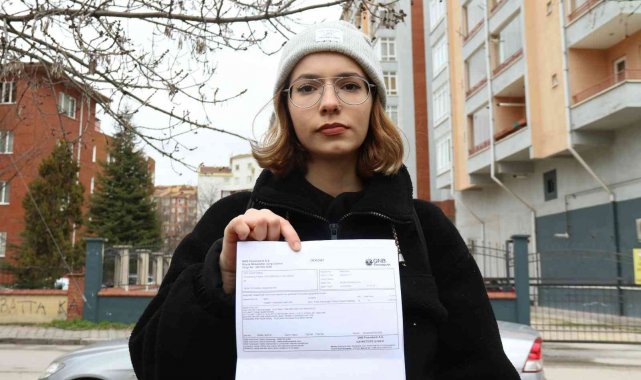 Telefonunu tamire gönderdi, hayatının şokunu yaşadı