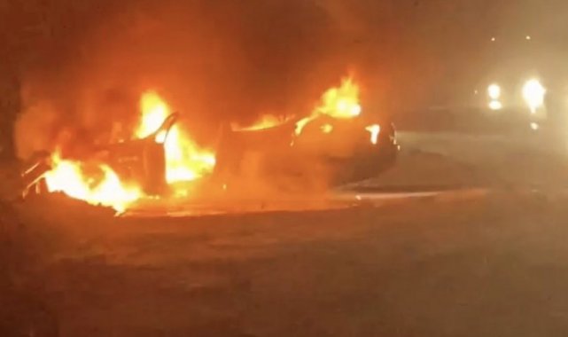 TEM otoyolunda otomobil alev alev yandı