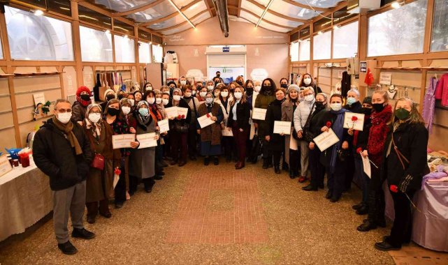 Tepebaşı&#039;ndan emekçi kadınlara kutlama