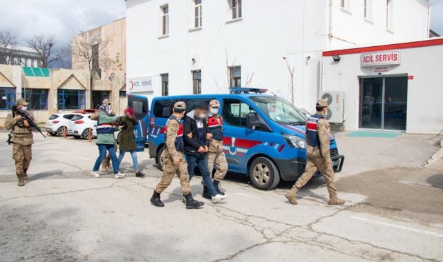 Terör örgütü PKK&#039;ya yardım ve yataklık eden 2 kişi yakalandı