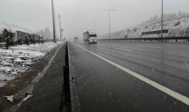 Tır ve kamyonların İstanbul&#039;a girişine kontrollü olarak izin veriliyor