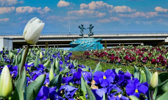 Trabzon'a bahar geldi