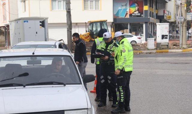 Trafik denetimleri sürüyor