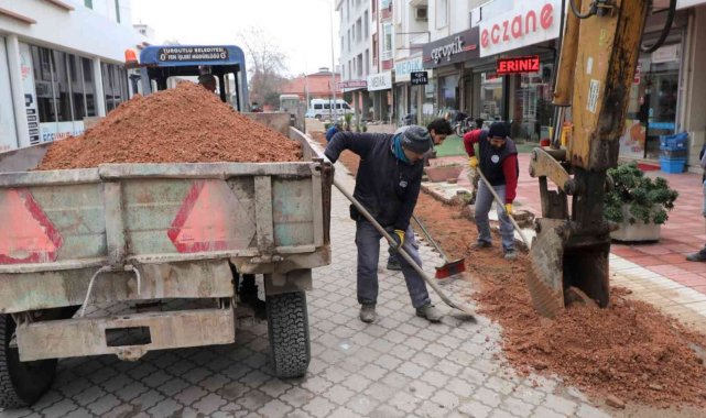 Turgutlu Belediyesi ekiplerinden yoğun çalışma