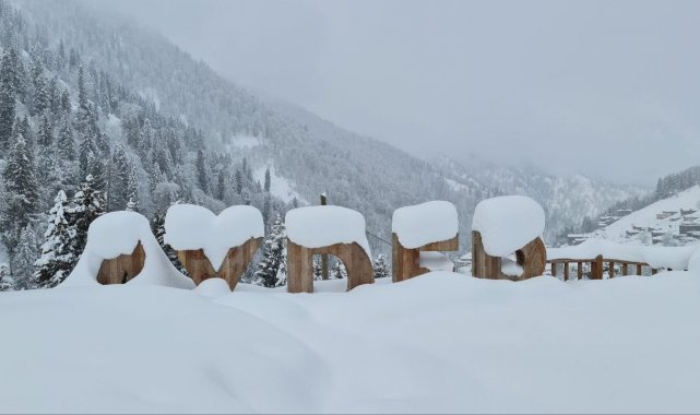 Turizm merkezi Ayder&#039;den kar manzaraları