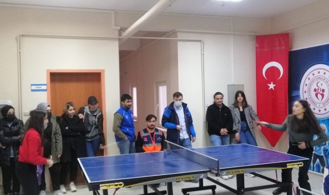 Türkeli MYO'dan masa tenisi turnuvası