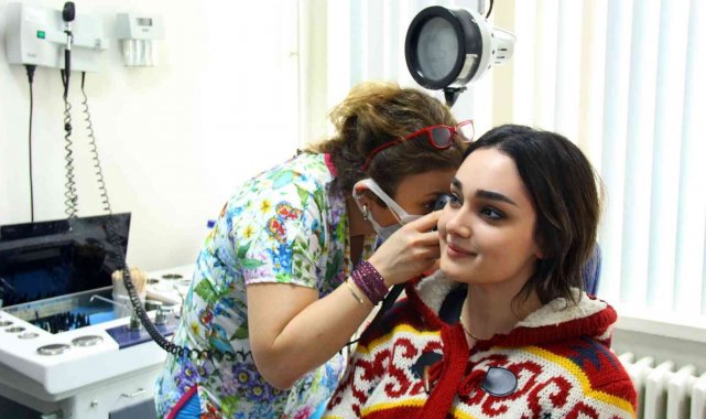 Türkiye&#039;de 2 milyonu aşkın işitme engelli var