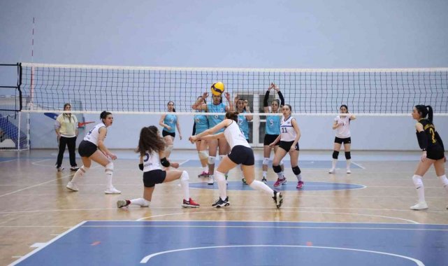 TÜSF Voleybol 1. Lig müsabakaları Bartın Üniversitesinin ev sahipliğinde başladı