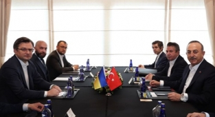 Üçlü Zirve Toplantısı Sona Erdi