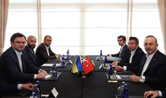 Üçlü Zirve Toplantısı Sona Erdi