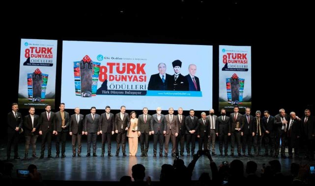 Ülkü Ocakları 8. Türk Dünyası Ödülleri sahiplerini buldu