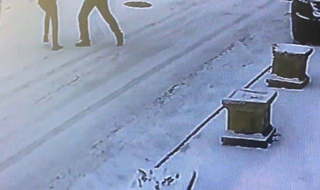 Ümraniye&#039;de işe giden genç kalbinden bıçaklanarak öldürüldü