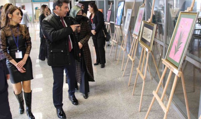 Üniversitede ''kadın'' konulu sergi