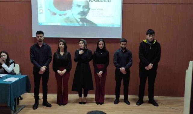 Üniversitede İstiklal Marşı'nın Kabulü konulu söyleşi