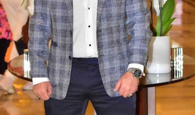 Ünlü modacı Andıç hünerini müzikte de konuşturdu