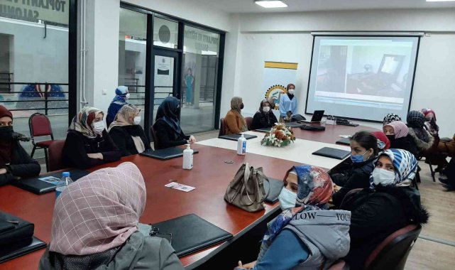 Üreten kadınlara eğitimler devam ediyor
