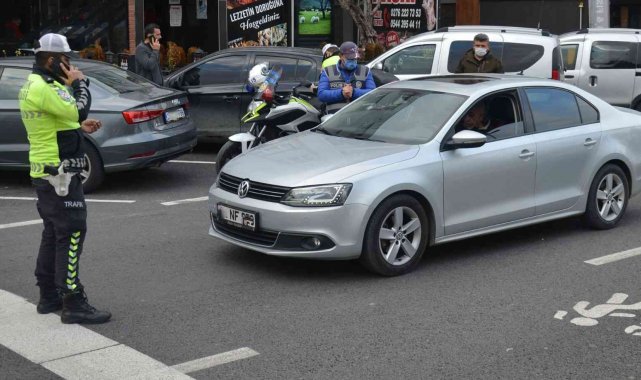 Uşak polisi 1 haftada aranan 48 kişiyi yakaladı