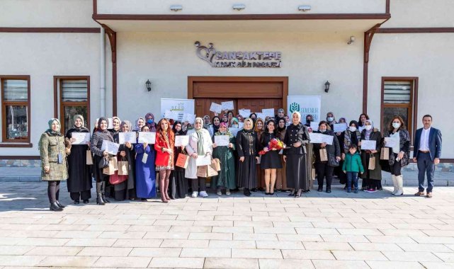 Uzmanlar, arı ürünlerinin anne ve çocuk beslenmesindeki yerini konuştu