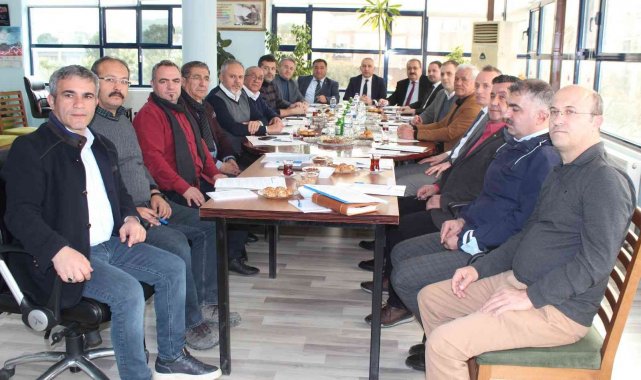 Üzümde kalitenin artırılması için toplandılar