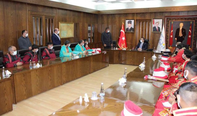 Vali Aksoy, mehteranları ağırladı