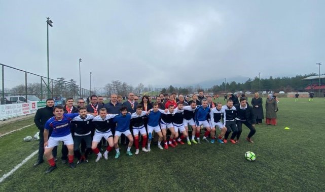 Vali Aktaş, Yenice Spor açılış maçına katıldı