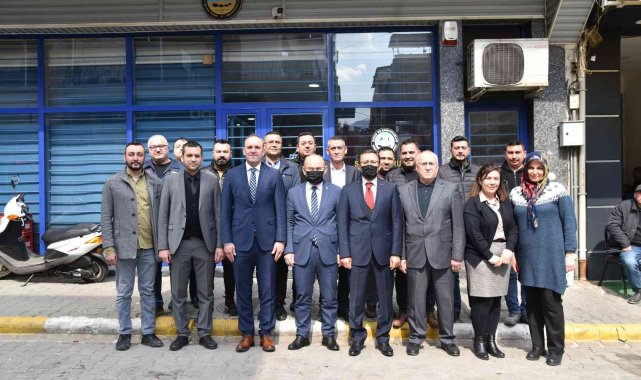 Vali Karadeniz, Alaşehir'de borsa ve oda başkanları ile buluştu