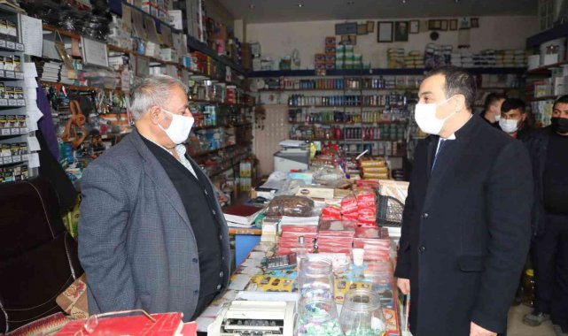 Vali Öksüz, Akyaka'da