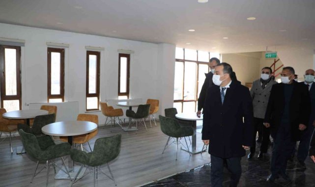 Vali Öksüz Digor&#039;da