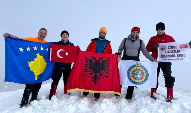 Van Büyükşehir Belediyesi dağcıları Van&#039;da buluşturdu