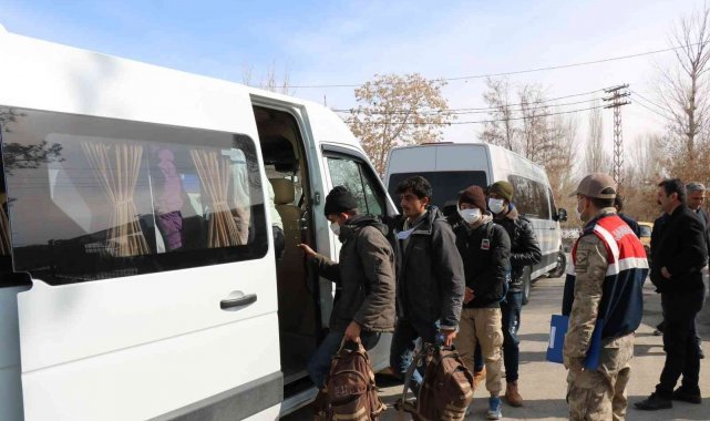 Van'da 116 düzensiz göçmen yakalandı
