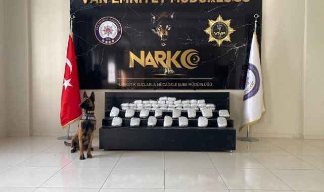 Van&#039;da 87 kilo uyuşturucu ve 27 bin adet sentetik ecza ele geçirildi