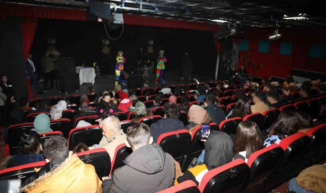 Van&#039;da engelliler &#039;İyilik-19&#039; etkinliğinde yeteneklerini sergiledi