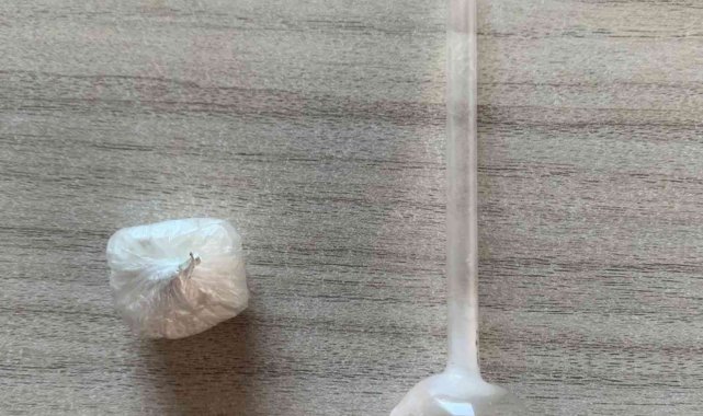 Yakalanan şüphelinin üzerinden uyuşturucu çıktı