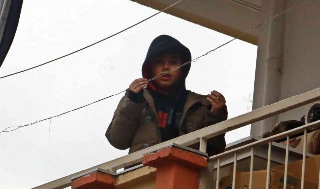 Yangında mahsur kaldığı balkonda gözyaşlarıyla dua eden küçük Deniz: "Bildiğim tüm duaları okudum"