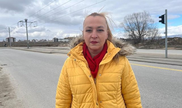 Yaralı köpeğe akıl almaz muamele