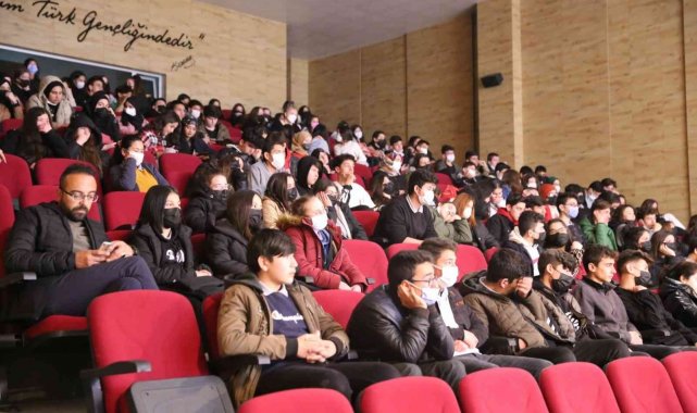 Yatağan'da "Safahatta İstiklal ve Diriliş" adlı konferans gerçekleştirildi