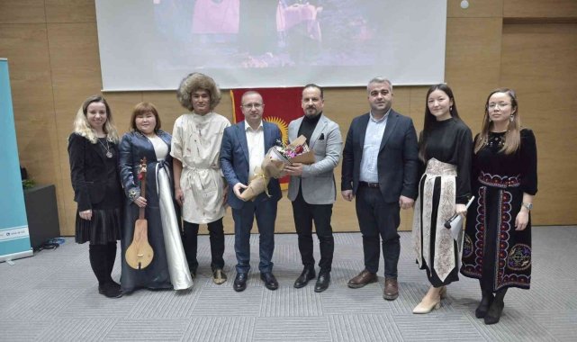 Yıldırım'da 'Türk Dünyası Kırgız Kültür Gecesi' yapıldı