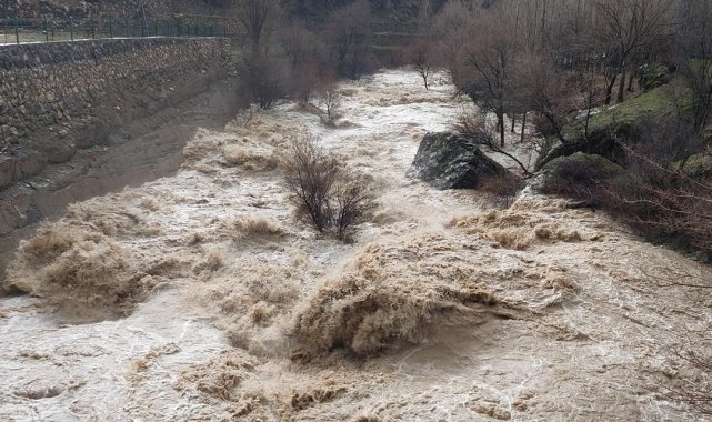 Yoğun yağış nedeni ile Tağar Çayı taştı