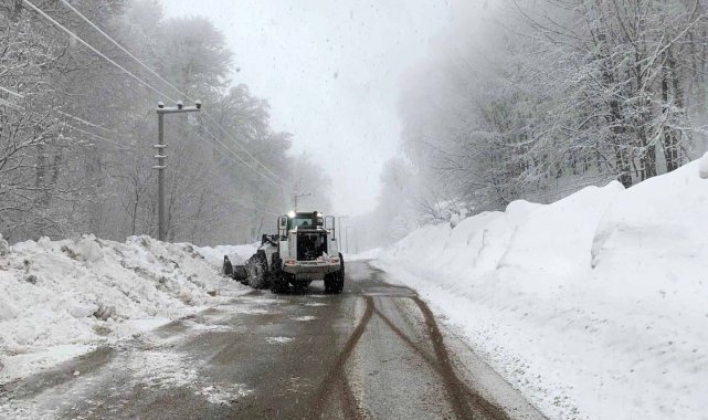 Yüksek kesimlerde karla mücadele başladı