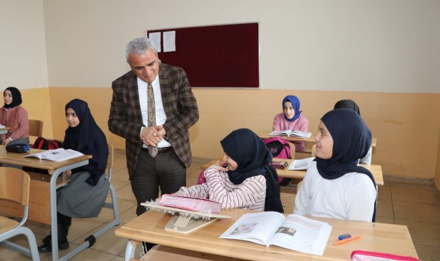 Yüksekova Hafızlık Ortaokulu başarısıyla dikkati çekiyor