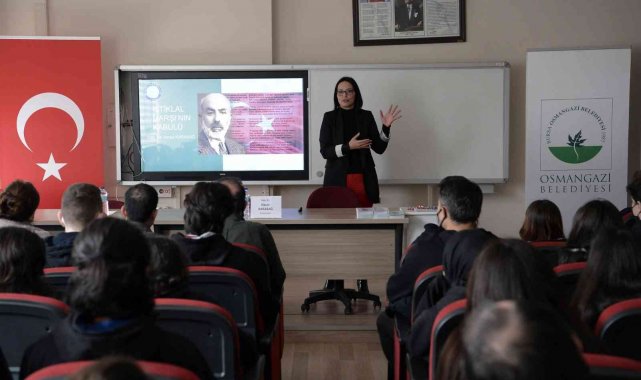 Yüreklerde Akif, dillerde hürriyet