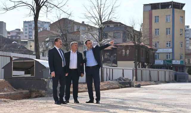 Zağnos Paşa Camisi'nin çevresi bütünleşiyor