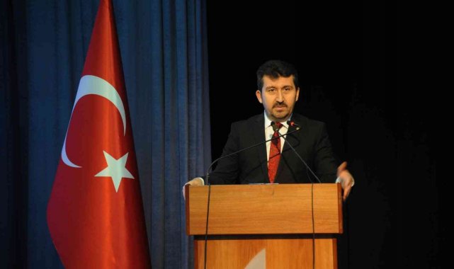 ZBEÜ'de "İstiklal Marşı'nın Anlamı ve Düşündürdükleri" konferansı