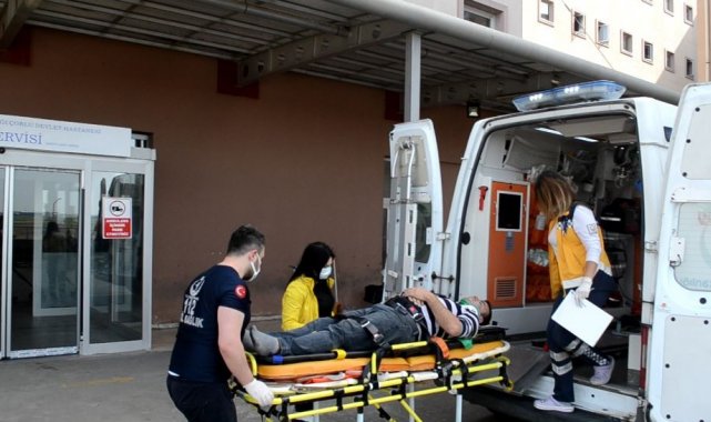 220 kiloluk iplik balyası üzerine düşen işçi yaralandı