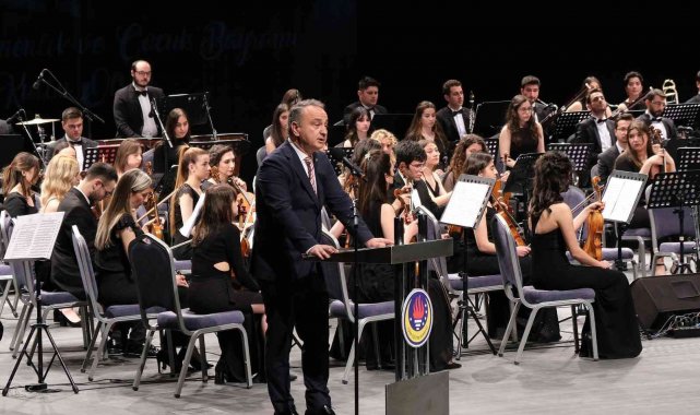 23 Nisan coşkusu notalarla karşılandı