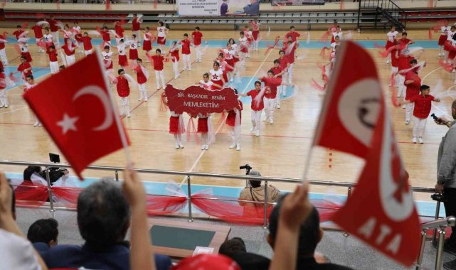 23 Nisan Erzincan'da coşkuyla kutlandı