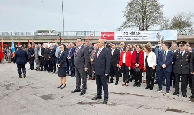 23 Nisan Ulusal Egemenlik ve Çocuk Bayramı Alaplı'da coşkuyla kutlandı