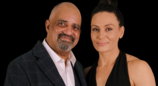 Ünlü oyuncuya cinsel istismar suçlaması